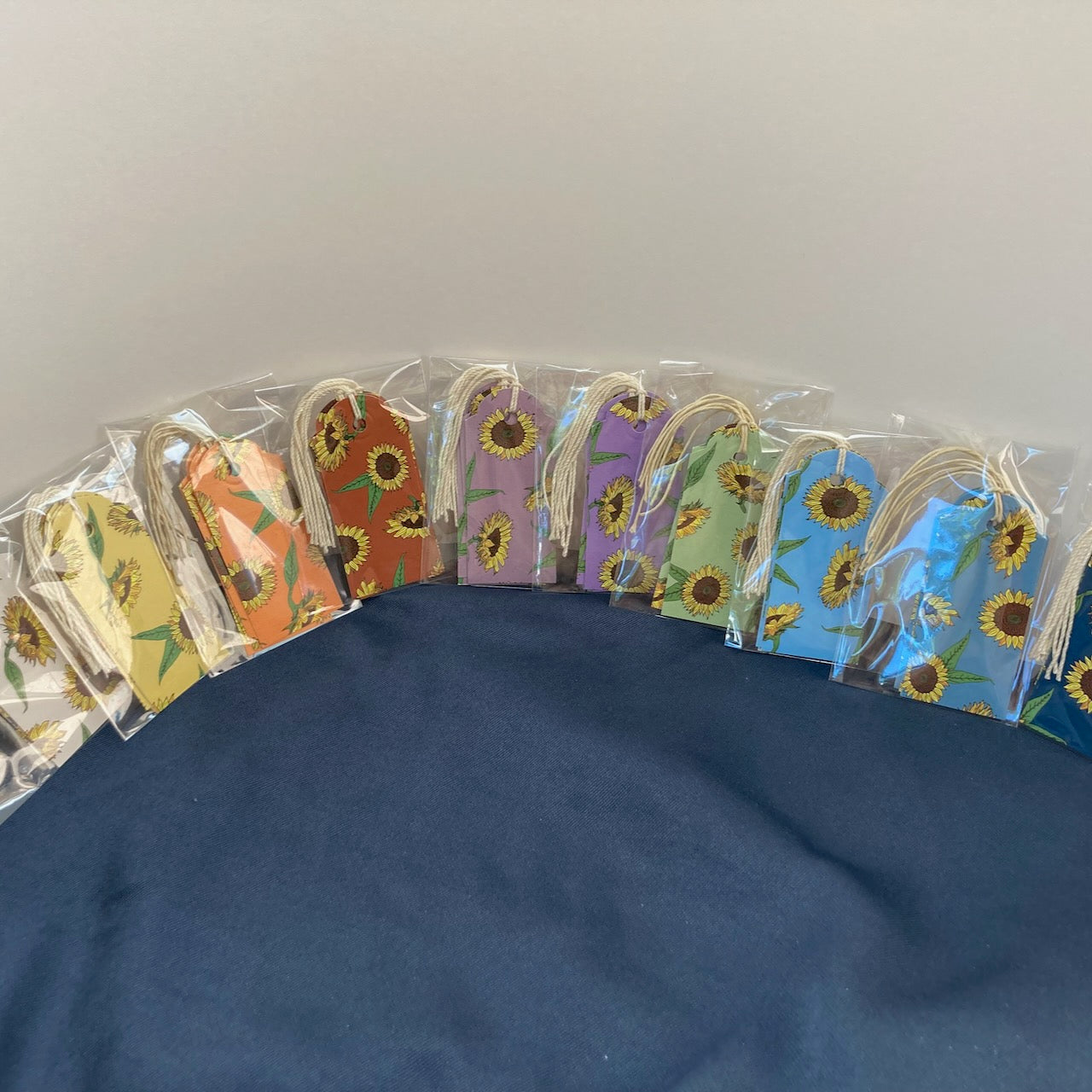 Single set of 4 Sunflower Gift Tags (4-pack, 10 color choices)