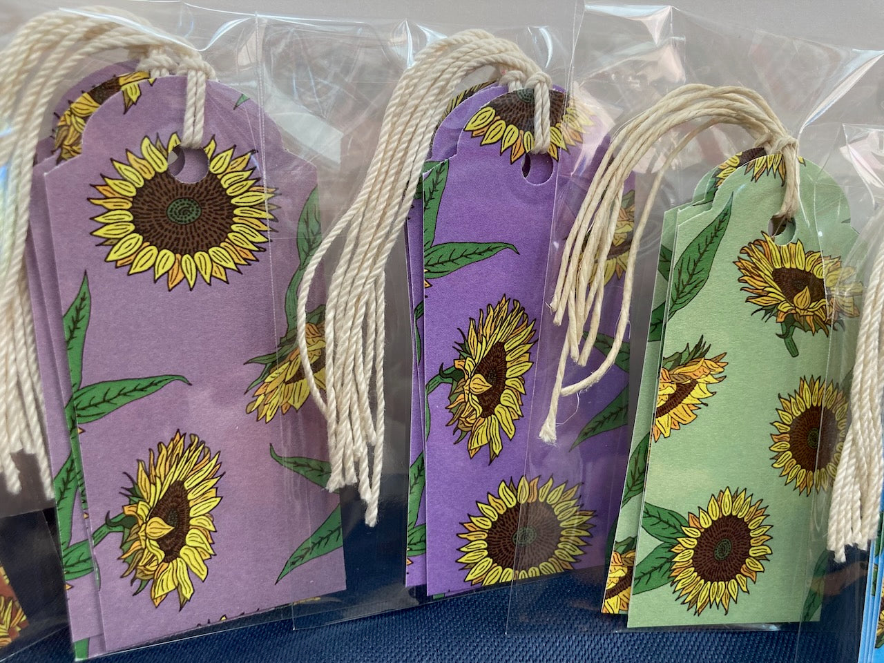 Single set of 4 Sunflower Gift Tags (4-pack, 10 color choices)