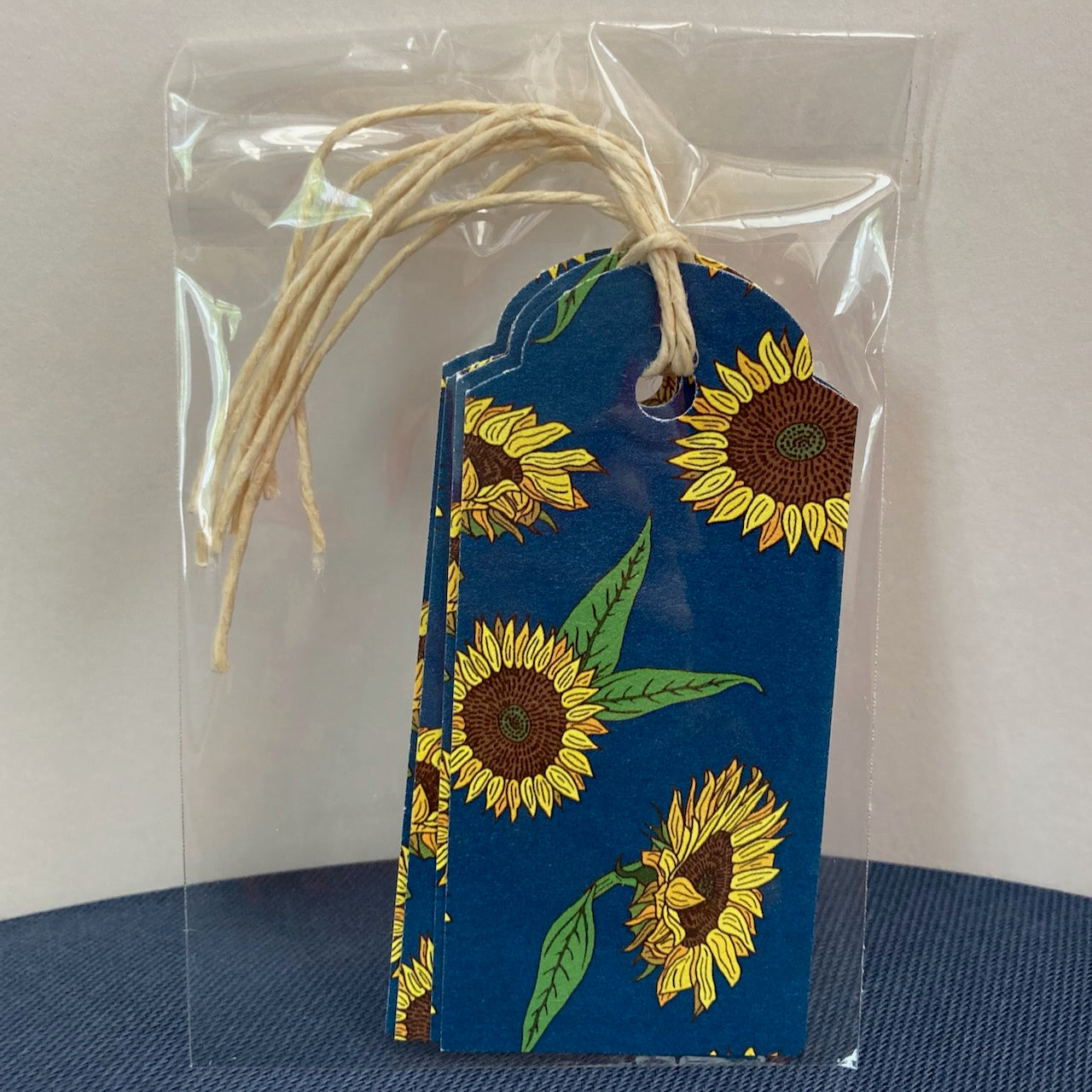 Single set of 4 Sunflower Gift Tags (4-pack, 10 color choices)