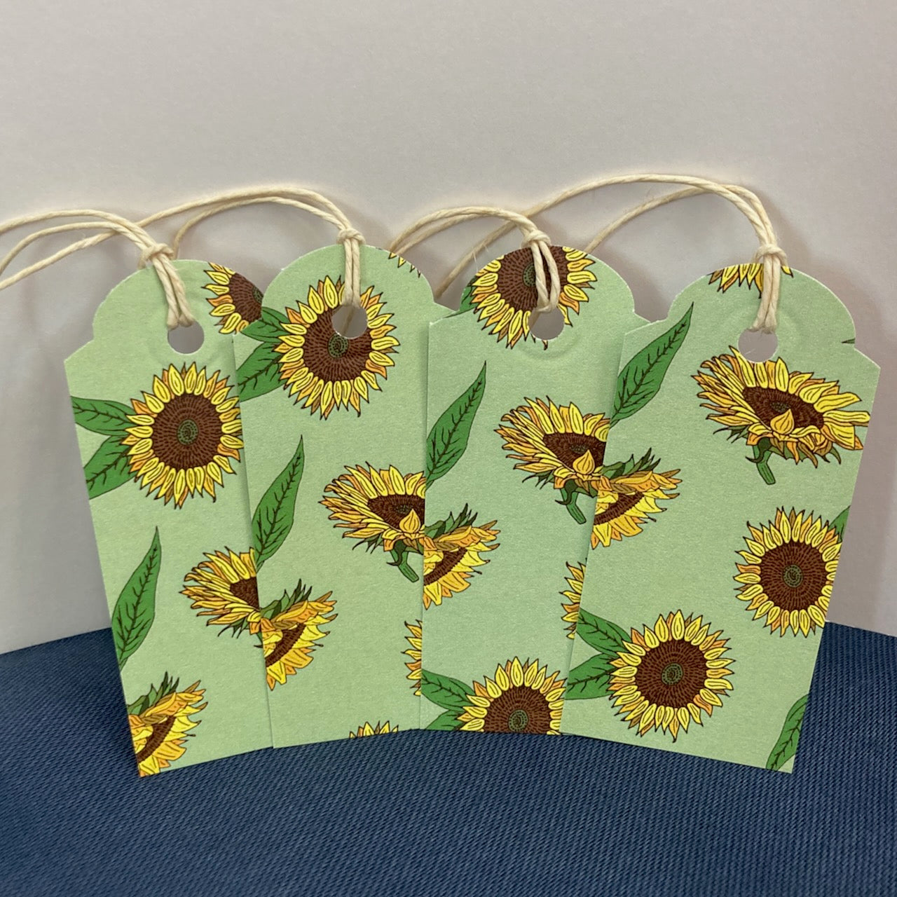 Single set of 4 Sunflower Gift Tags (4-pack, 10 color choices)