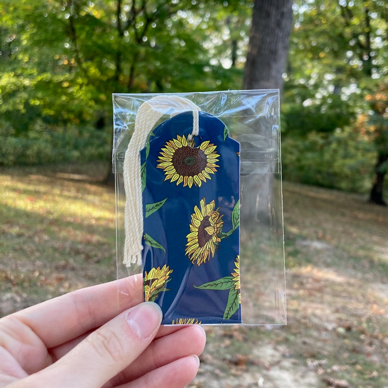 Single set of 4 Sunflower Gift Tags (4-pack, 10 color choices)